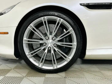 Aston Martin DB9 V12 Sport — photo 4