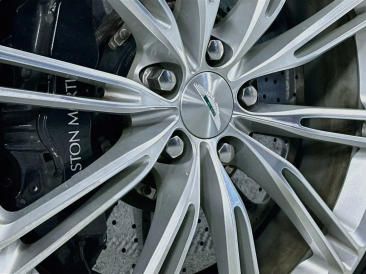 Aston Martin DB9 V12 Sport — photo 31