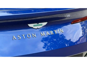 Aston Martin DB12 V8 — photo 18