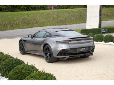 Aston Martin DBS Superleggera V12 — photo 2