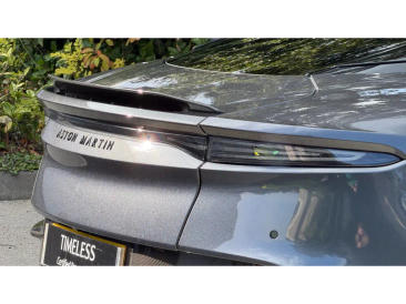 Aston Martin DBS Superleggera V12 — photo 8