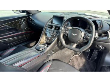 Aston Martin DBS Superleggera V12 — photo 3