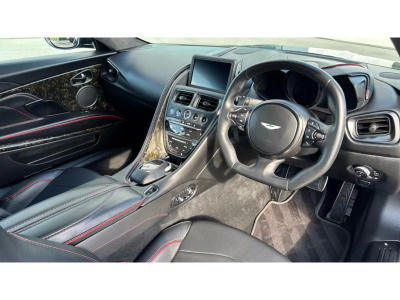 Aston Martin DBS Superleggera V12