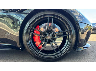 Aston Martin DBS Superleggera V12 — photo 4