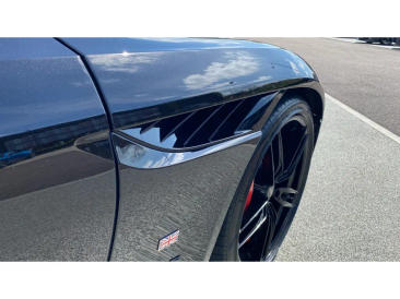Aston Martin DBS Superleggera V12 — photo 18