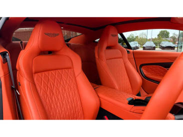 Aston Martin DB12 V8 — photo 11