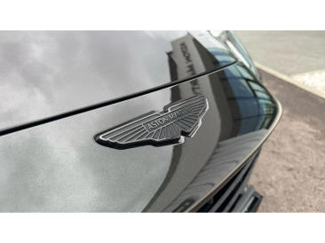 Aston Martin DB12 V8 — photo 14
