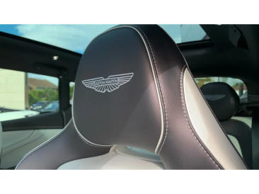 Aston Martin DBX 707 — photo 5