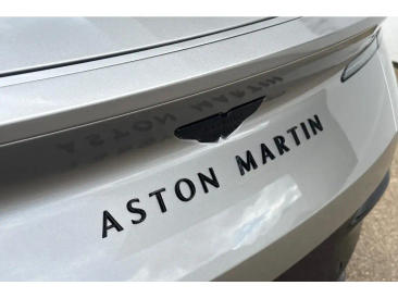 Aston Martin DB12 V8 — photo 8
