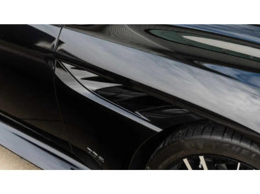 Aston Martin DBS Superleggera V12 — photo 11