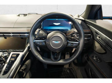 Aston Martin DB12 V8 — photo 3