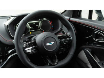 Aston Martin DBX S — photo 33