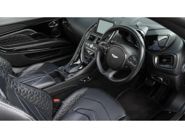 Aston Martin DBS Superleggera V12 — photo 20