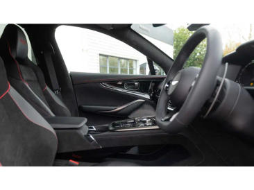 Aston Martin DBX S — photo 37