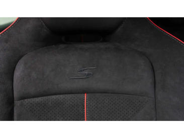 Aston Martin DBX S — photo 38
