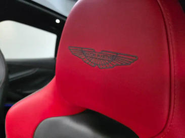 Aston Martin DBX 707 — photo 5