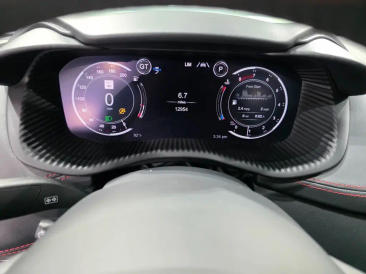 Aston Martin DBX 707 — photo 6