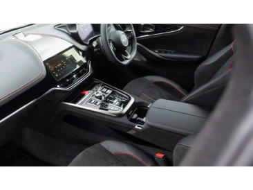 Aston Martin DBX S — photo 55