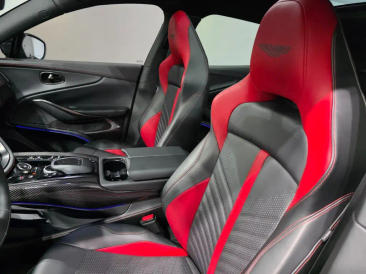 Aston Martin DBX 707 — photo 12