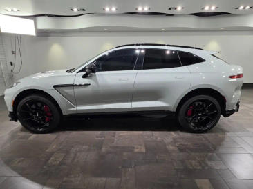 Aston Martin DBX 707 — photo 14