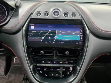 Aston Martin DBX 707 — photo 15