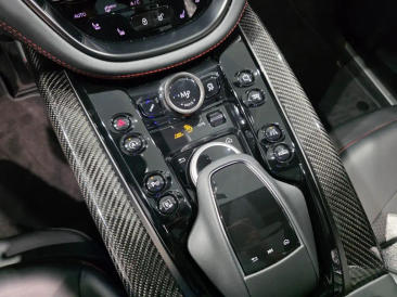Aston Martin DBX 707 — photo 17