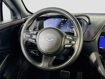 Aston Martin DBX 707 — photo 10
