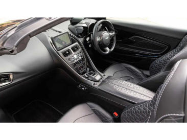 Aston Martin DBS Superleggera V12 — photo 50