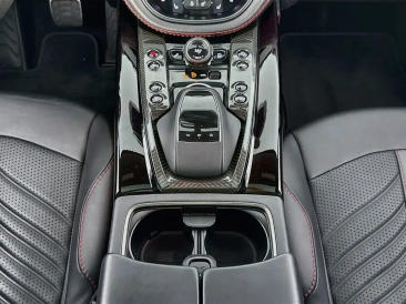 Aston Martin DBX 707 — photo 14