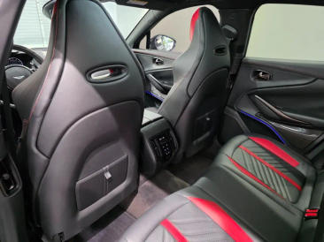 Aston Martin DBX 707 — photo 21