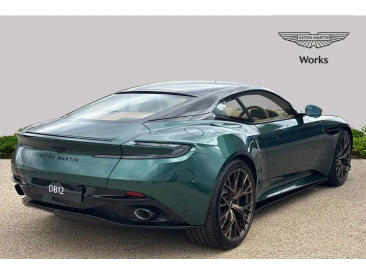 Aston Martin DB12 V8 — photo 15