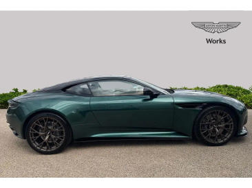 Aston Martin DB12 V8 — photo 16