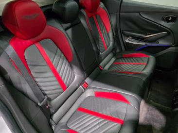 Aston Martin DBX 707 — photo 22