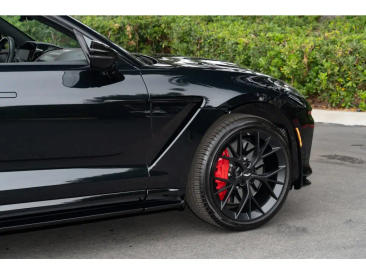 Aston Martin DBX 707 — photo 4
