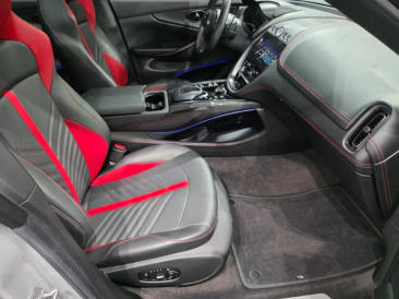 Aston Martin DBX 707 — photo 24