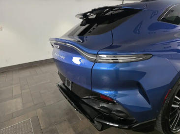 Aston Martin DBX 707 — photo 8