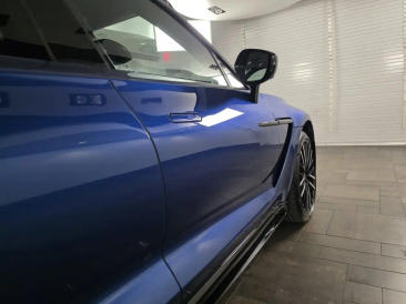 Aston Martin DBX 707 — photo 9