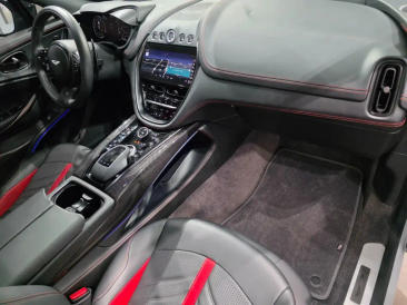 Aston Martin DBX 707 — photo 26