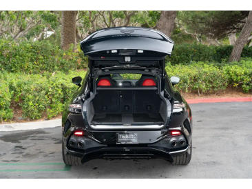 Aston Martin DBX 707 — photo 7