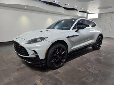 Aston Martin DBX 707 — photo 27