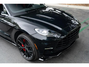 Aston Martin DBX 707 — photo 9