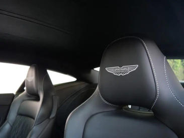 Aston Martin DB12 V8 — photo 5