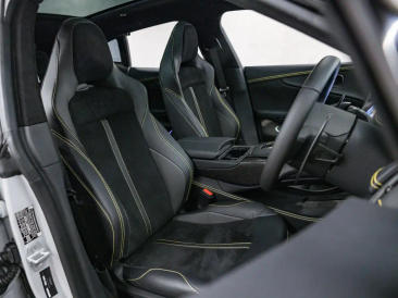 Aston Martin DBX 707 — photo 5