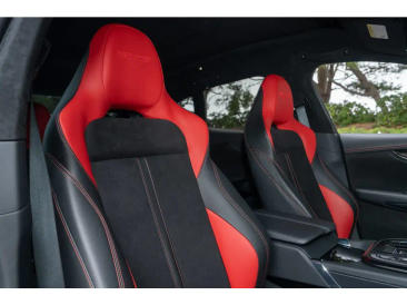 Aston Martin DBX 707 — photo 16