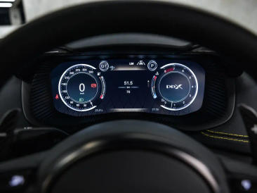 Aston Martin DBX 707 — photo 6