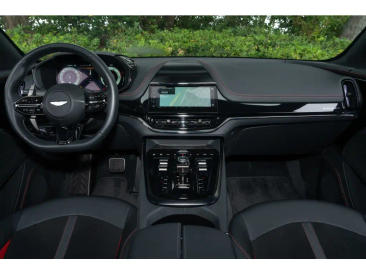 Aston Martin DBX 707 — photo 19