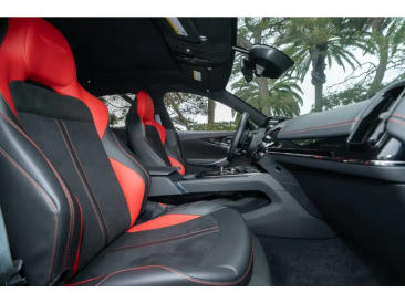 Aston Martin DBX 707 — photo 21