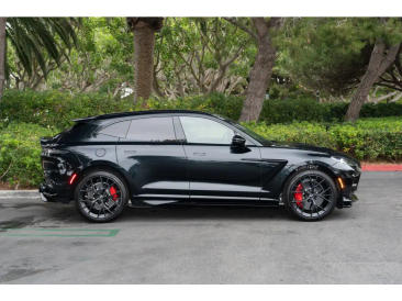 Aston Martin DBX 707 — photo 25