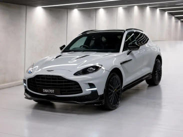 Aston Martin DBX 707 — photo 13