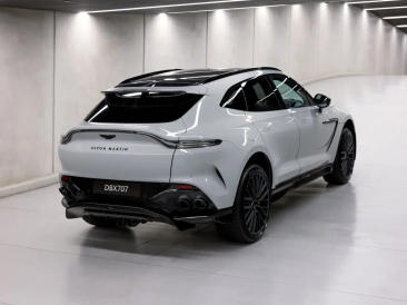 Aston Martin DBX 707 — photo 15
